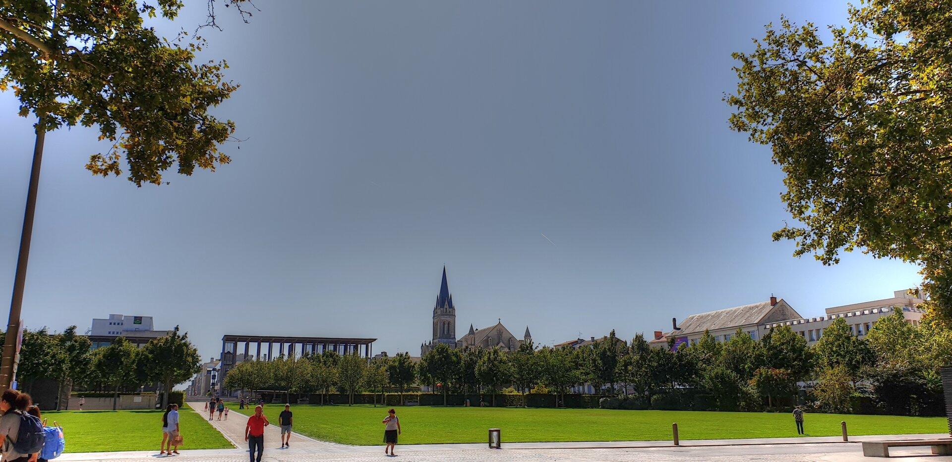 Niort - Place de la Brèche